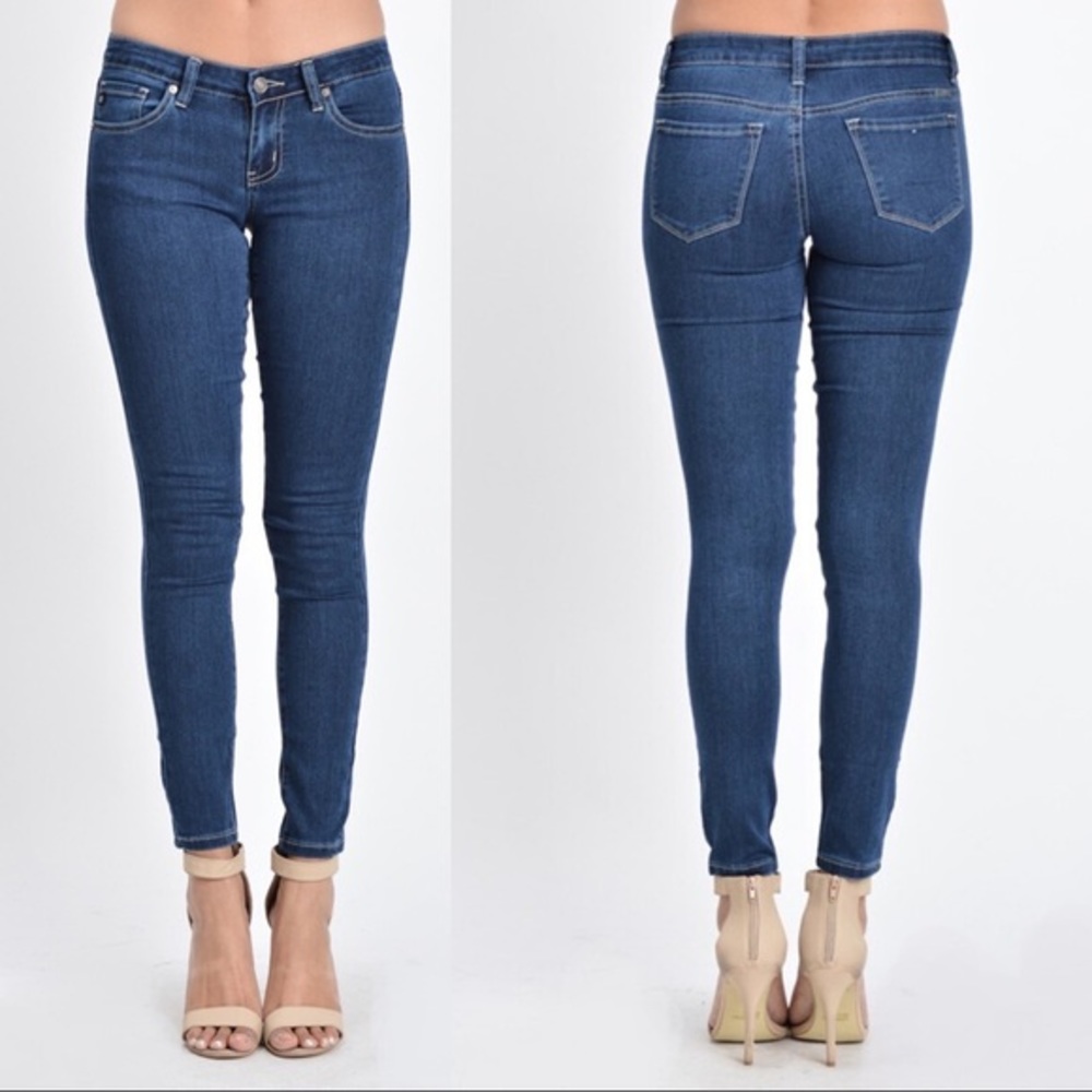 KanCan Skinny Jeans Size 7/27 NWT